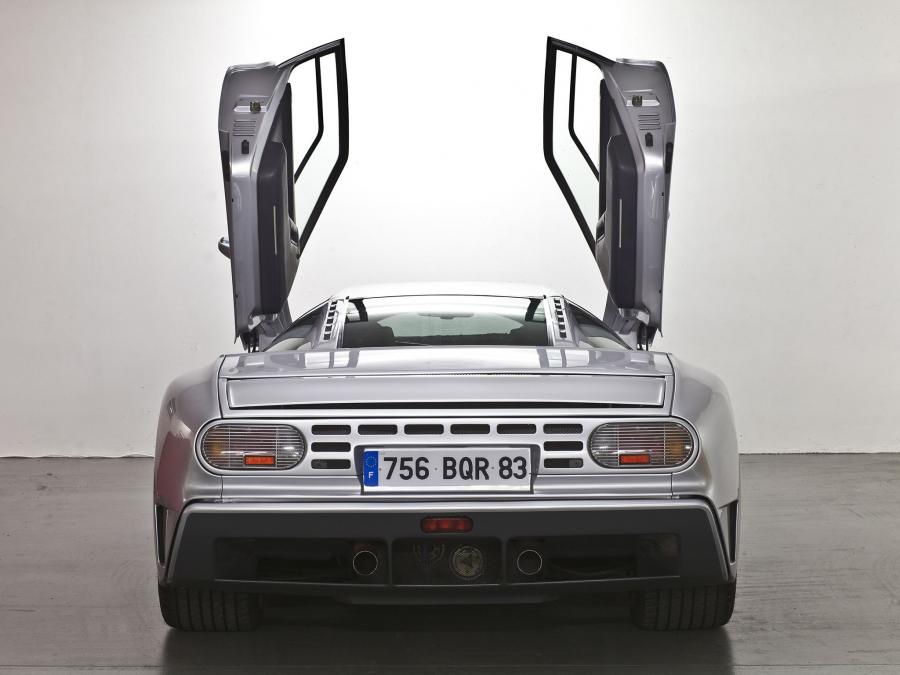  Bugatti EB110 GT 1992 года  (фото 13 из 44)